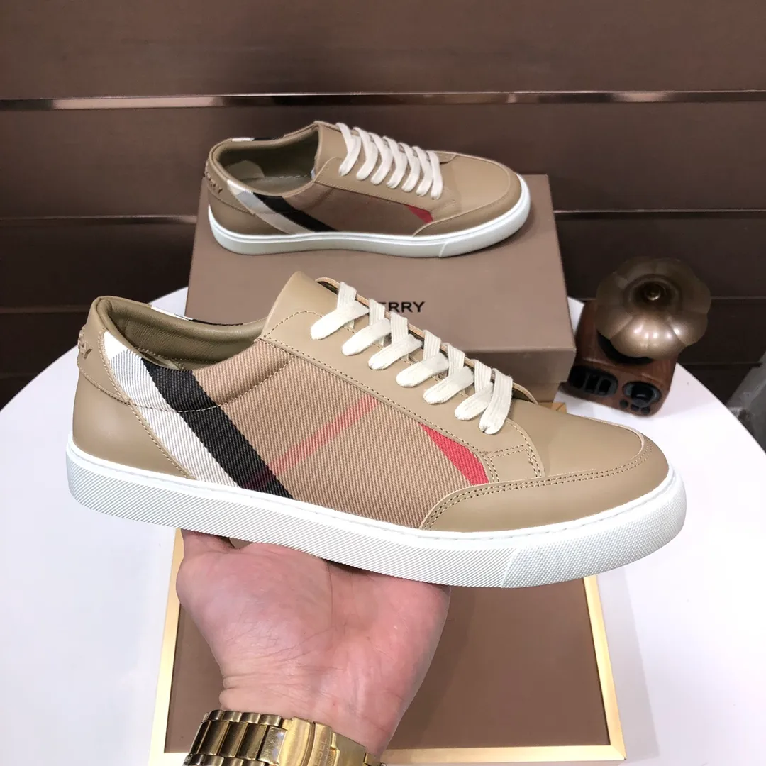 Men's shoes 💰480💰 [Burberry] (cowhide lining) classic low-top sneakers｜Imported cowhide with classic plaid fabric｜Cowhide lining｜Original outsole｜Fine workmanship and comfortable to wear Size: 38-44 (customized at 45)